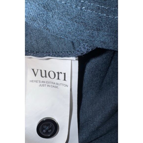 Vuori Strato Tech Polo in Navy Heather size Large in Excellent Condition - Picture 7 of 8
